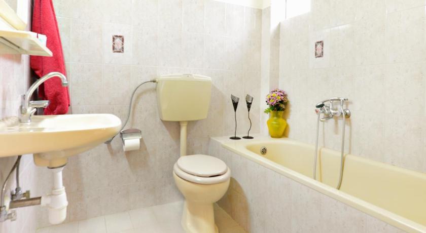 Yannis Hotel Krinídhes Rom bilde